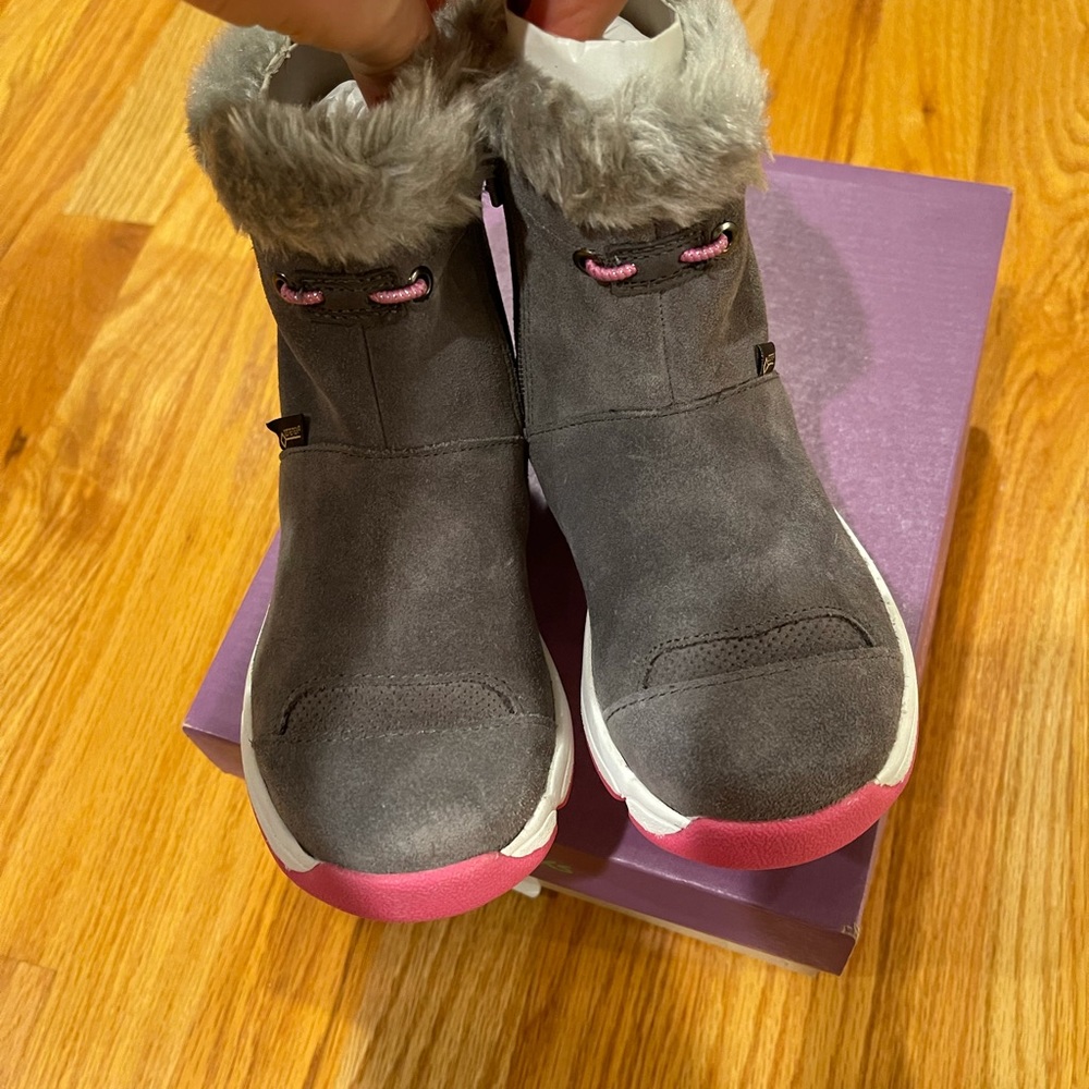 Clarks Gray Suede Boots